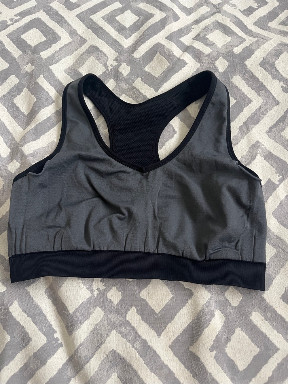 ❤️ 6 for 20 ❤️Women’s Gray & Black Supportive Sports Bra